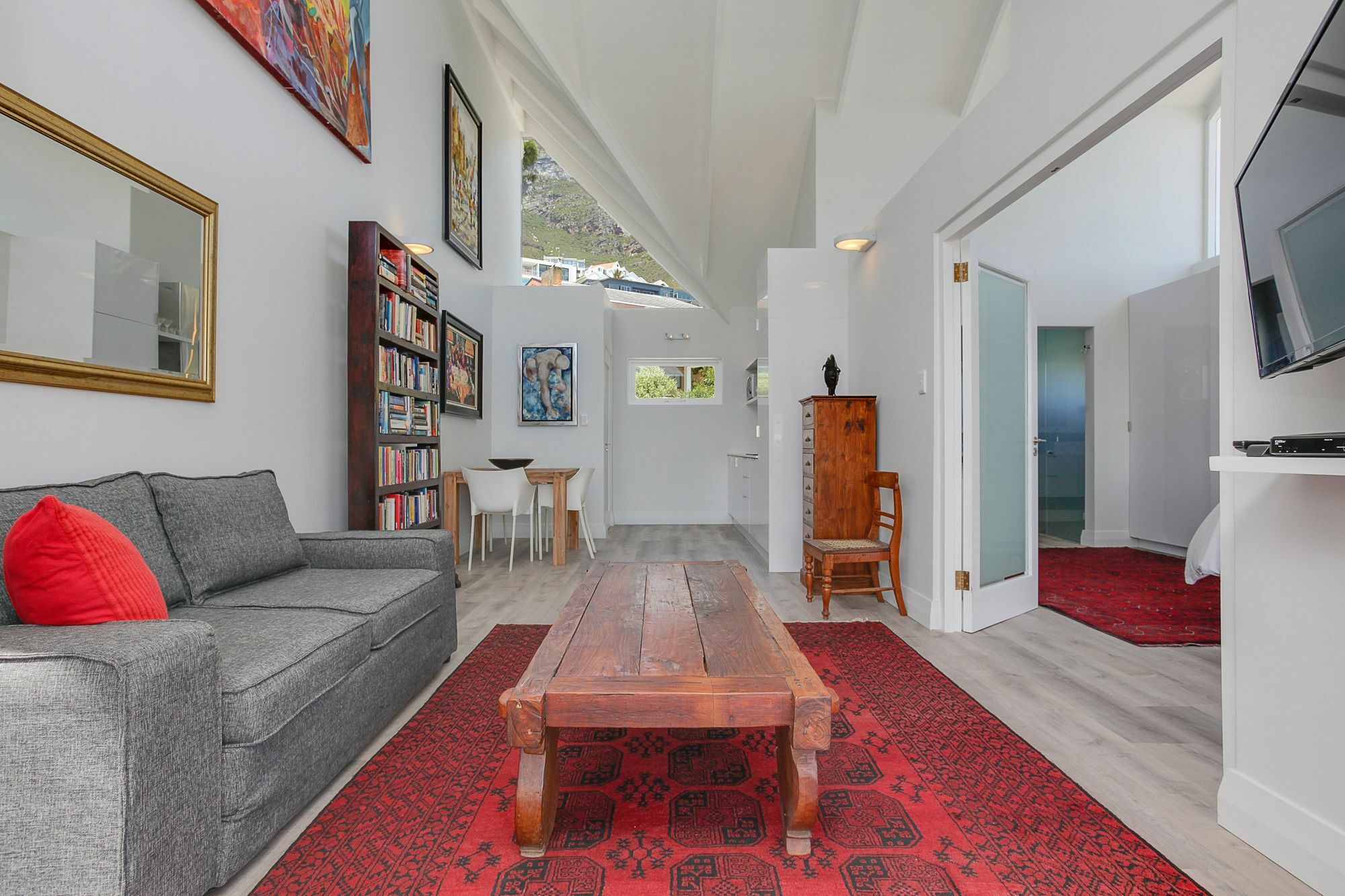 Fulham Delight Apartment Camps Bay Exterior photo