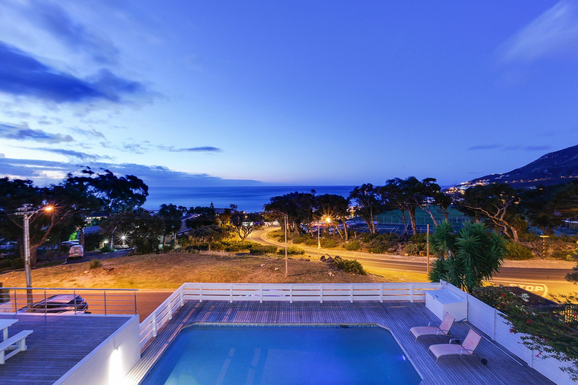 Fulham Delight Apartment Camps Bay Exterior photo
